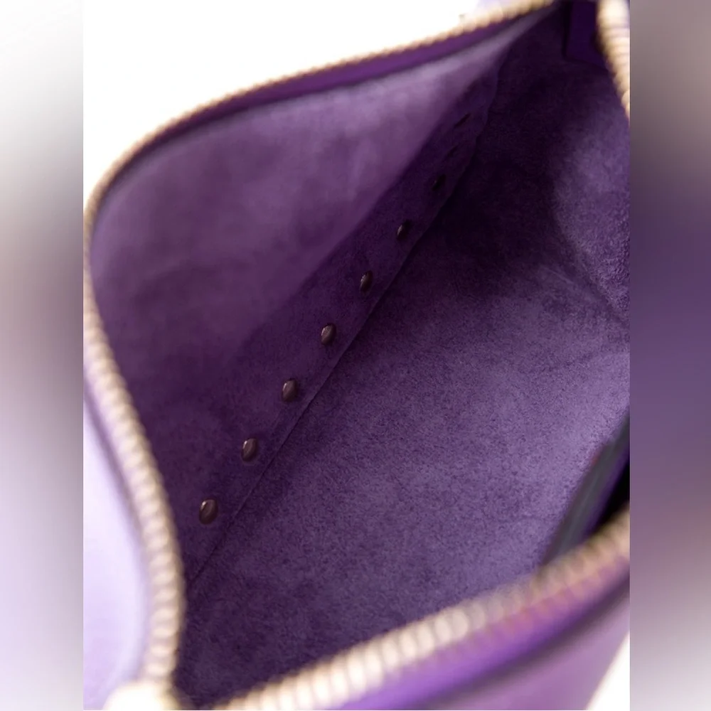 SOLD - Picture 2 of 3